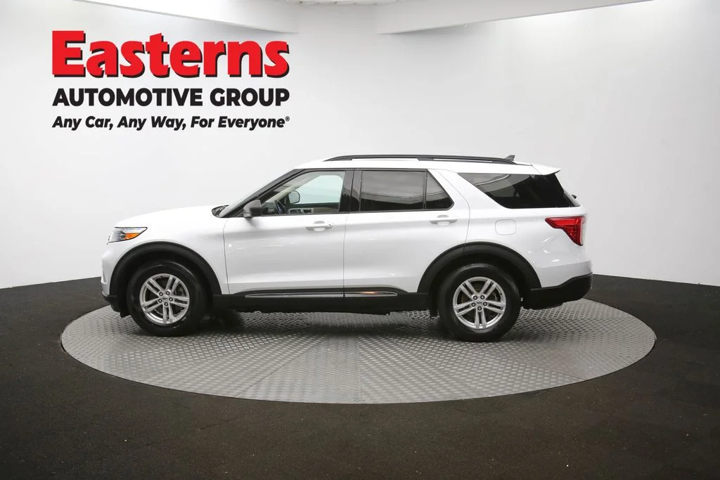 Used 2023 White Ford XLT image 58