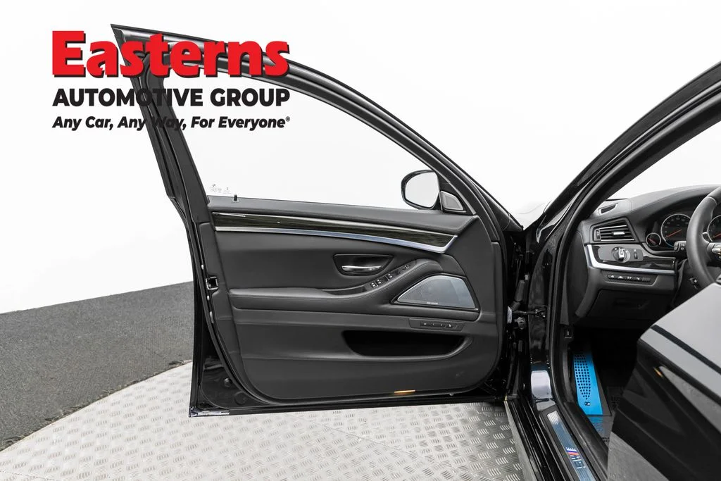 Used 2015 Black BMW Base image 13