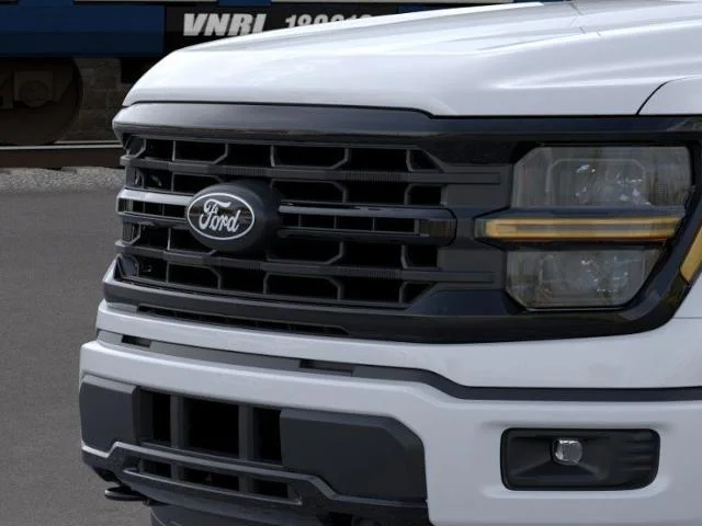New 2026 Oxford White Ford XLT image 36