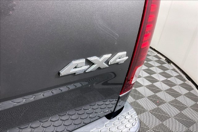 Used 2014 Gray Ram Sport image 15