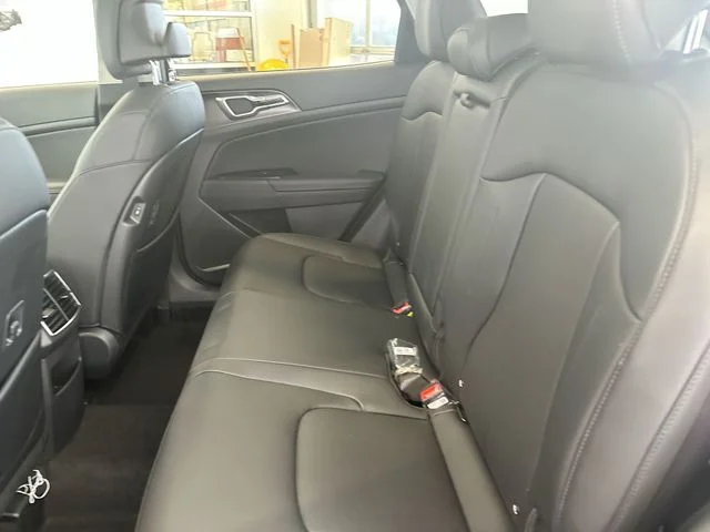 New 2027 Fusion Black Kia EX image 26