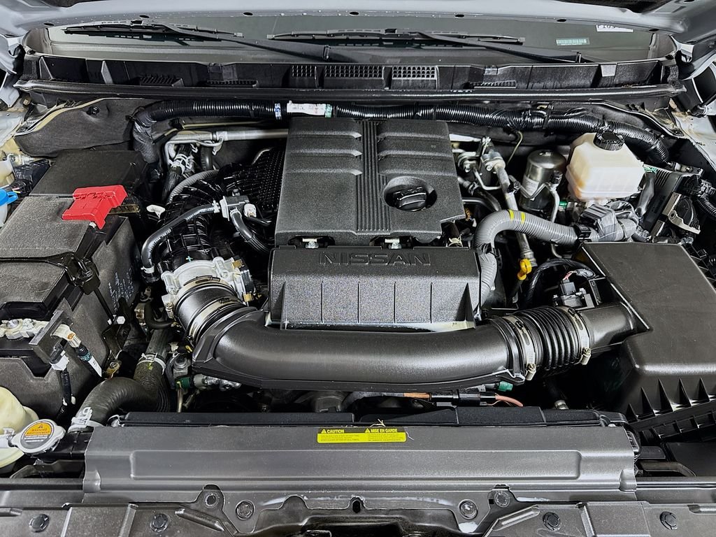 Used 2025 Boulder Gray Pearl Nissan PRO-4X image 30