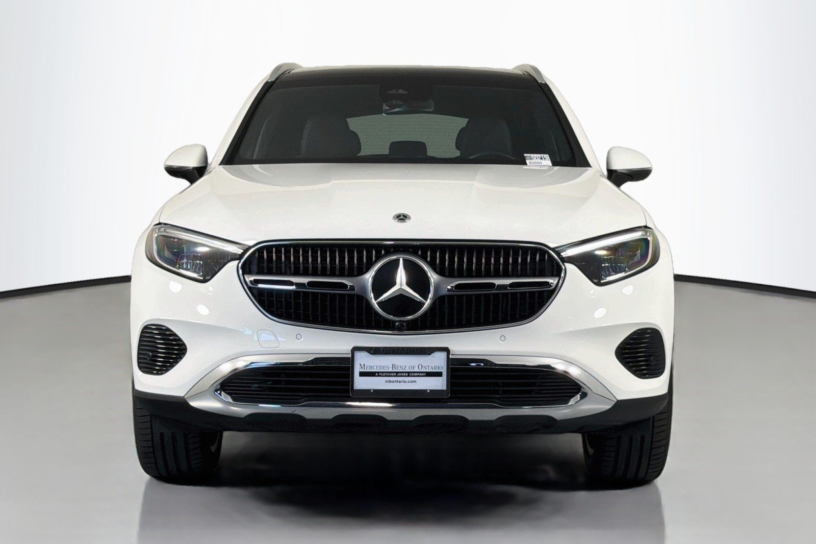 Certified Used 2026 Polar White Mercedes-Benz GLC 300 image 3