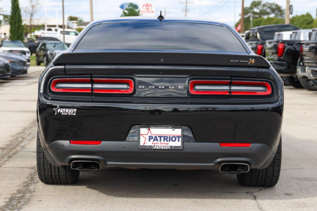 Used 2022 Black Dodge R/T Scat Pack Widebody image 4