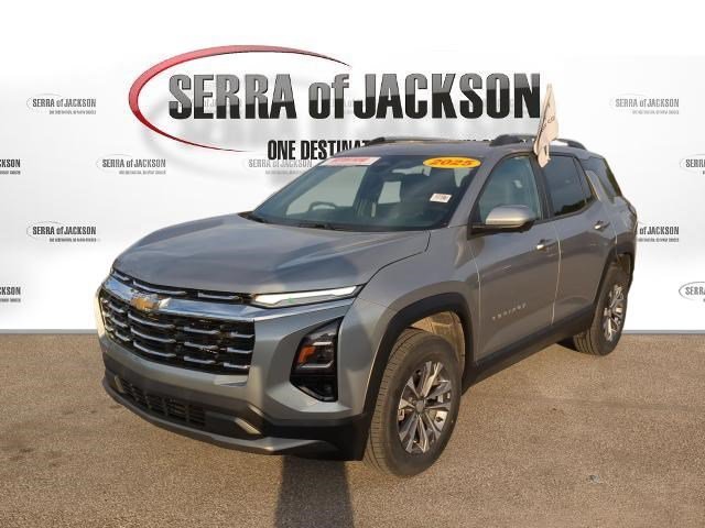 Used 2025 Sterling Gray Metallic Chevrolet LT image 5