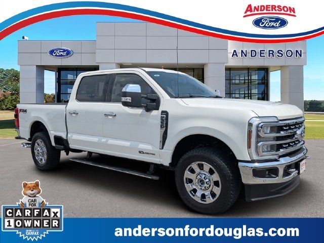 Used 2024 White Ford Lariat image 1