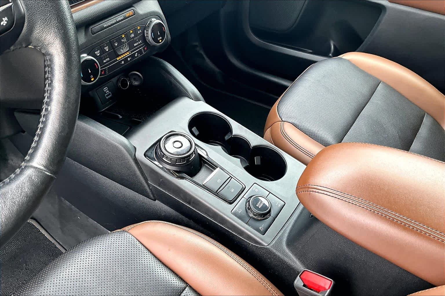 Used 2022 Carbonized Gray Ford Badlands image 17