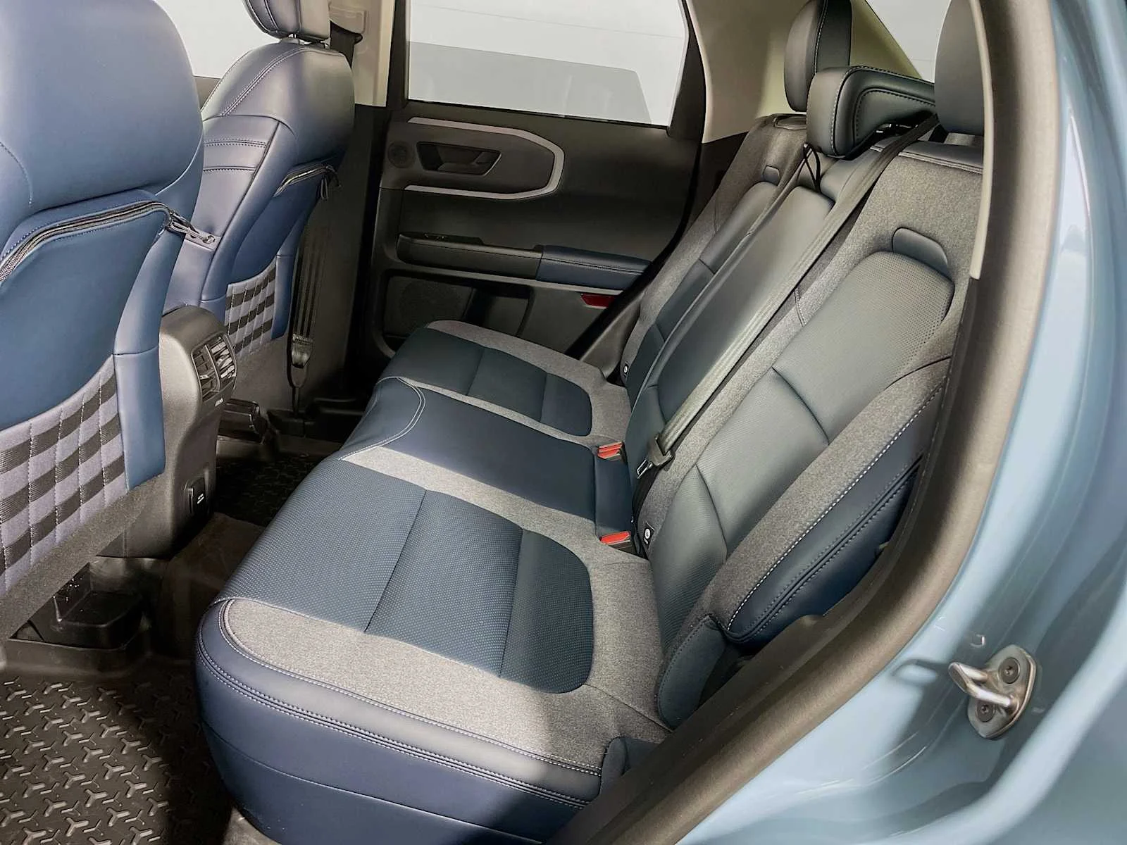 Used 2021 Area 51 Ford First Edition image 22
