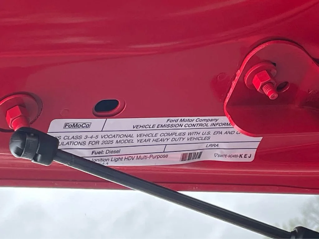 2025 Ford F-550 Super Duty Chassis Cab XL - Photo 23