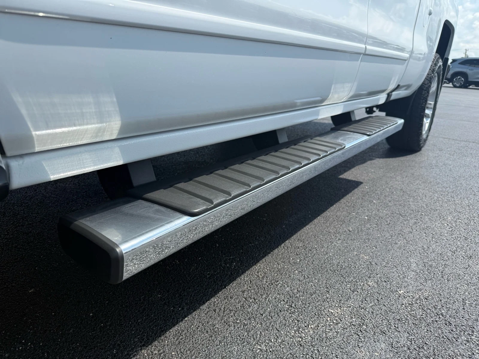 Used 2017 SUMMIT WHITE Chevrolet LT image 12