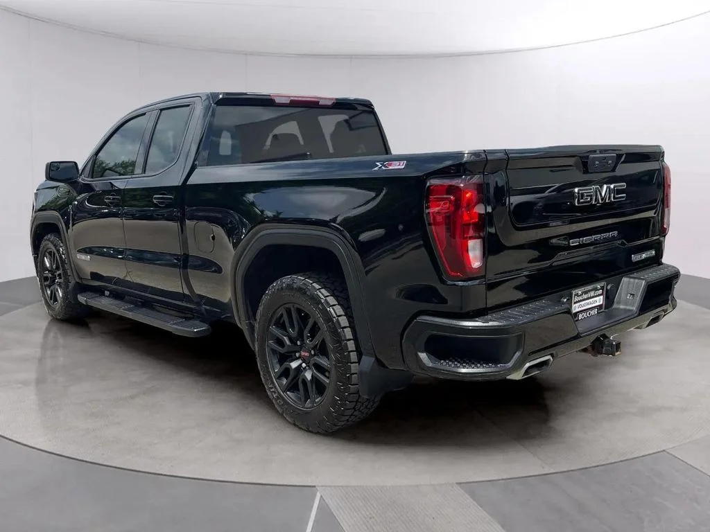 Used 2022 Onyx Black GMC Elevation image 3