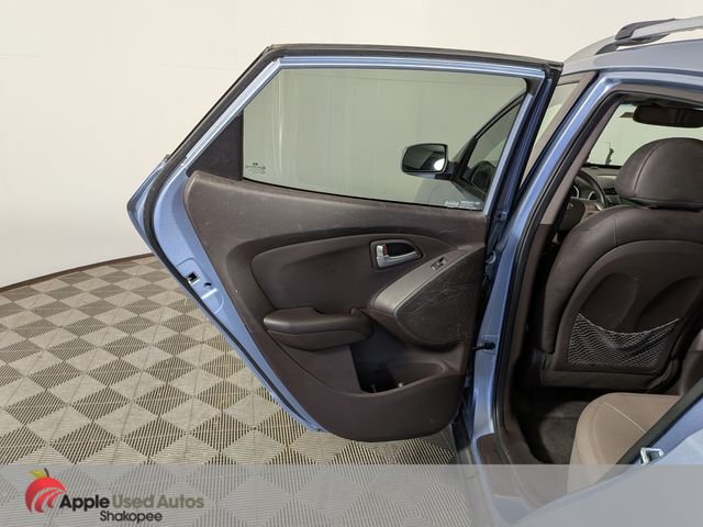 Used 2013 Blue Hyundai GLS image 23