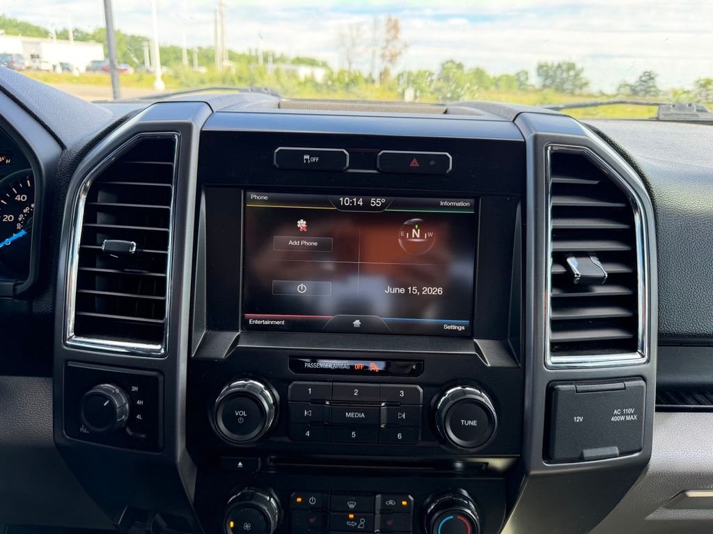 Used 2015  Ford XLT image 12