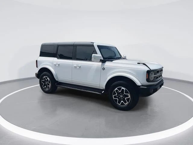 Used 2025 White Ford Outer Banks image 2