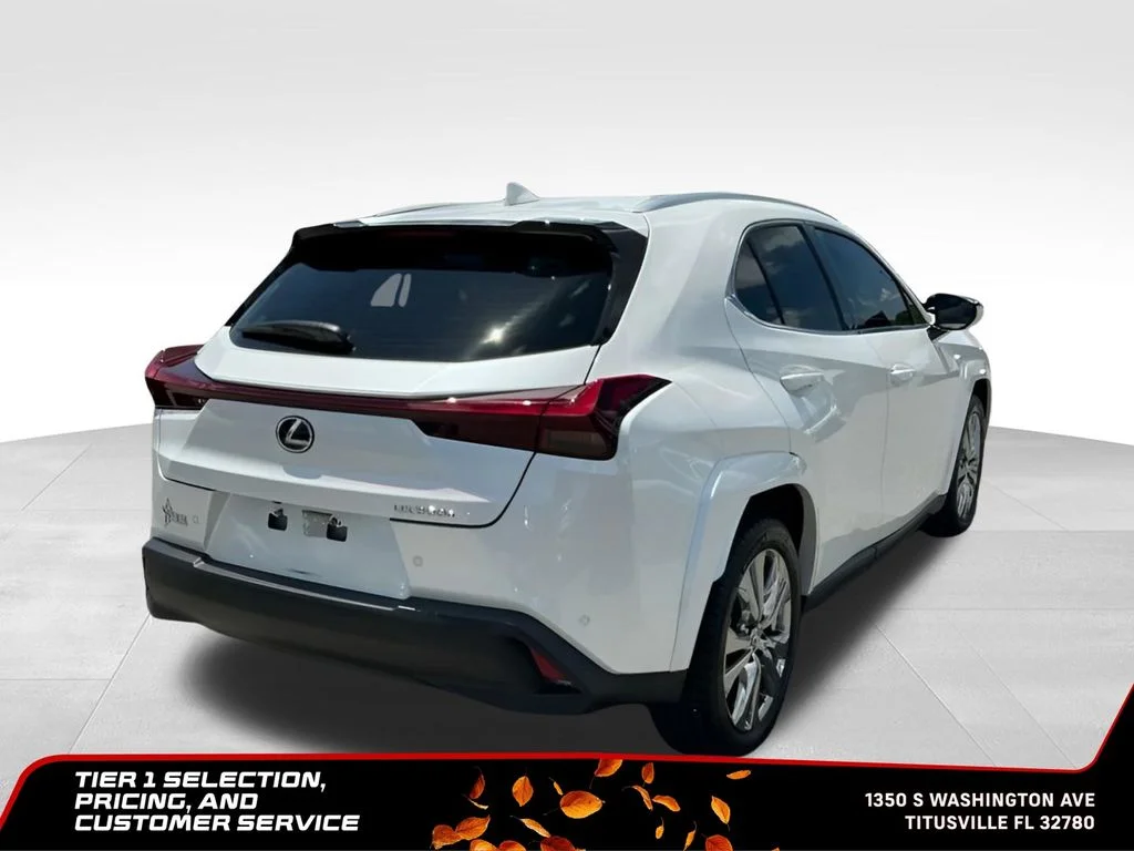 Used 2025 White Lexus 300h Premium image 8