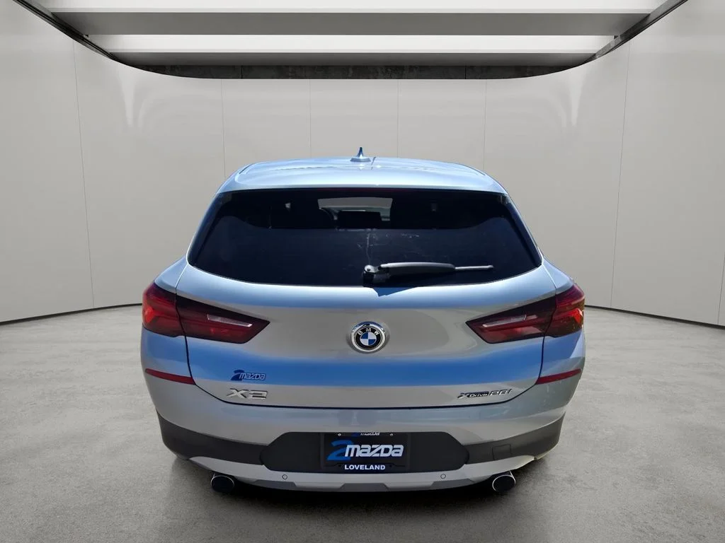 Used 2022 Glacier Silver Metallic BMW xDrive28i image 4