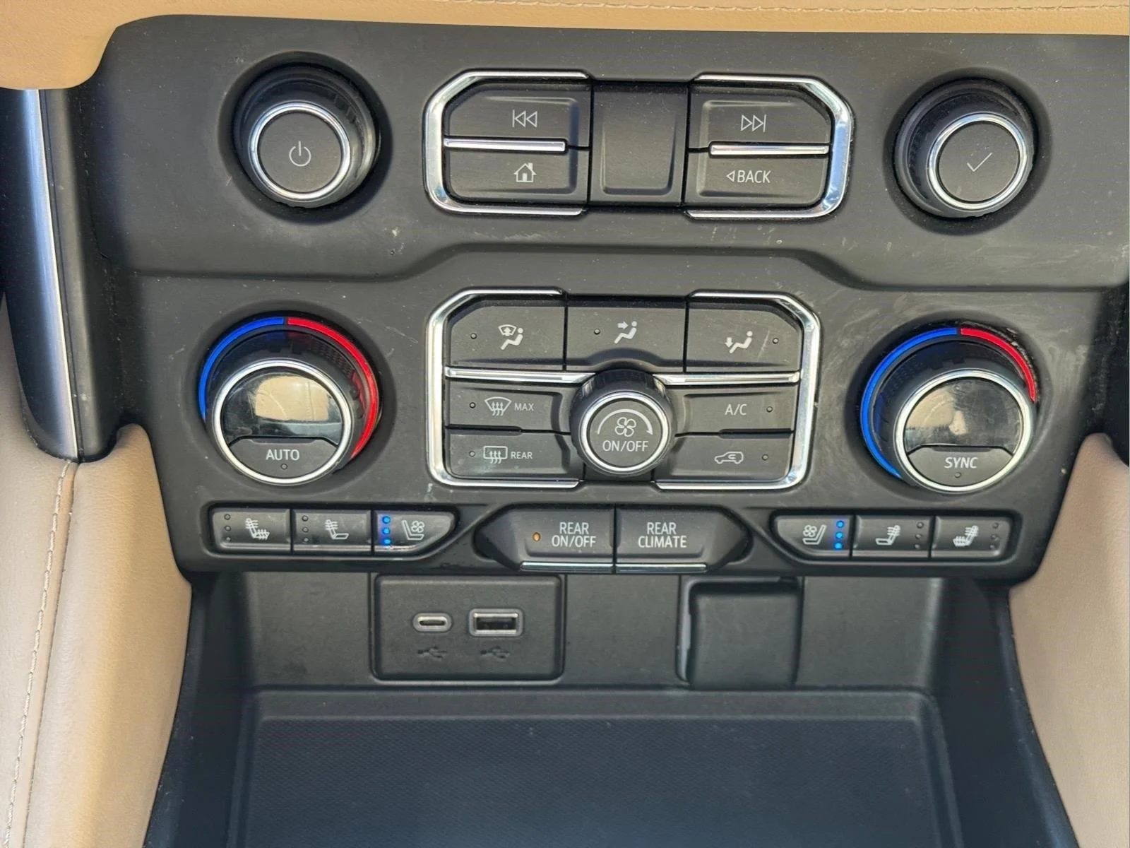 Used 2023 Summit White Chevrolet Premier image 26