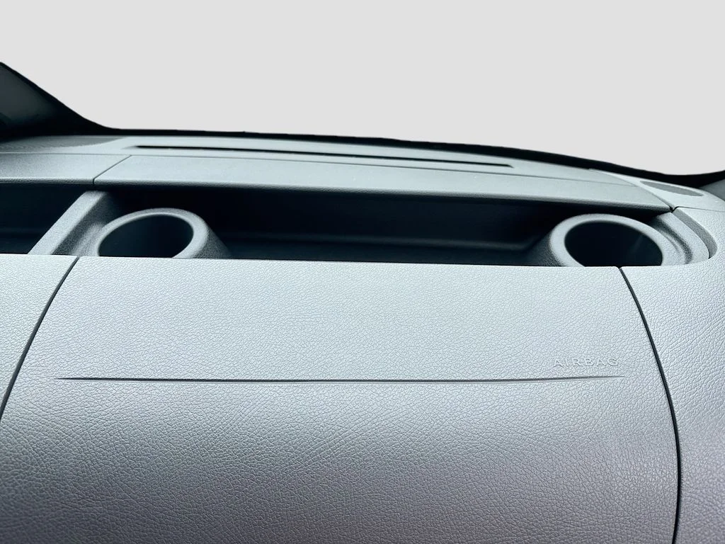 New 2025 Obsidian Black Metallic Mercedes-Benz 15 Passenger Sliding Door image 32