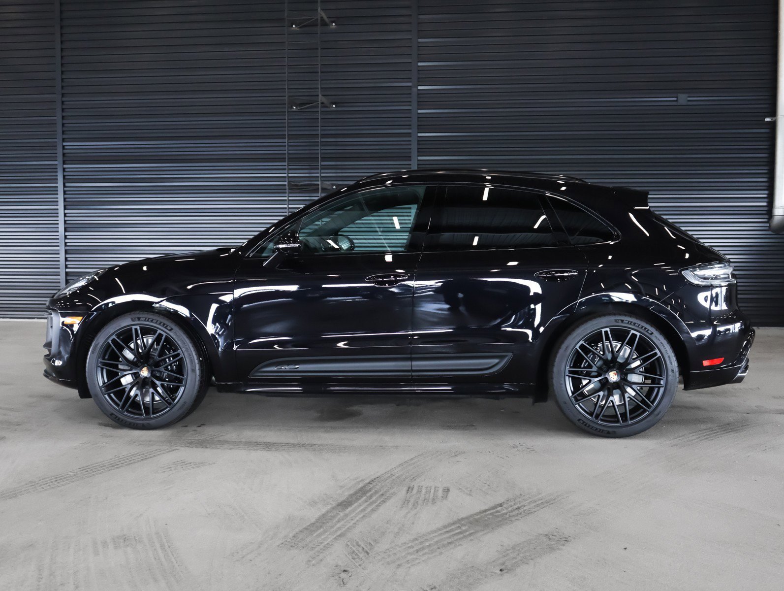 New Jet Black Metallic 2026 Porsche Macan in Ontario, CA | VIN