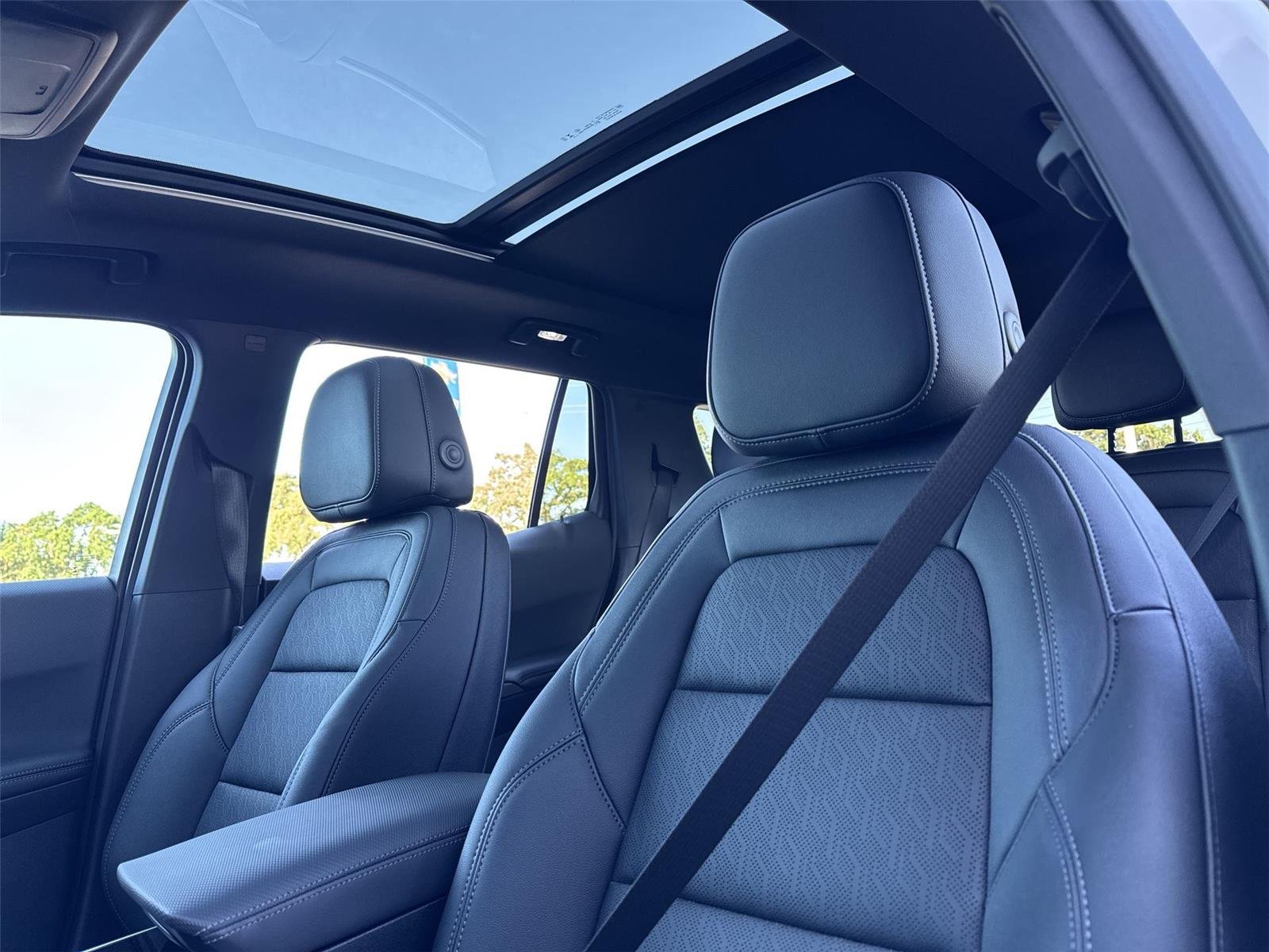 2026 Chevrolet Equinox LT - Photo 23