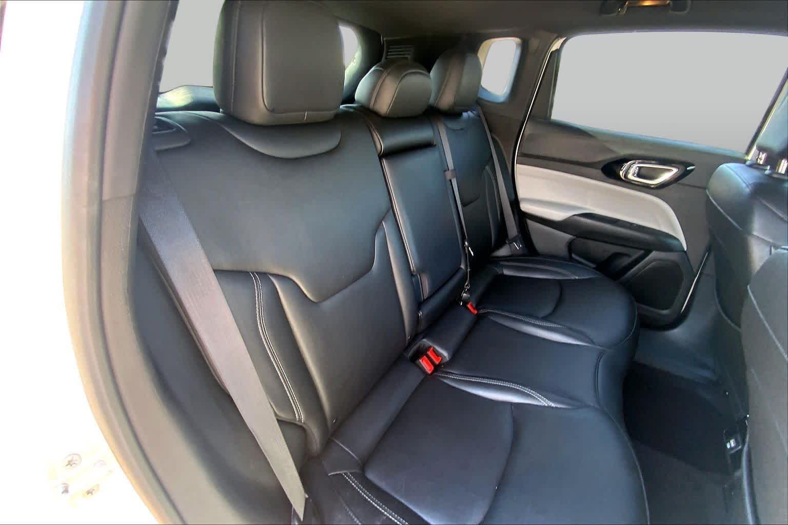 Used 2025 Bright White Clearcoat Jeep Limited image 19