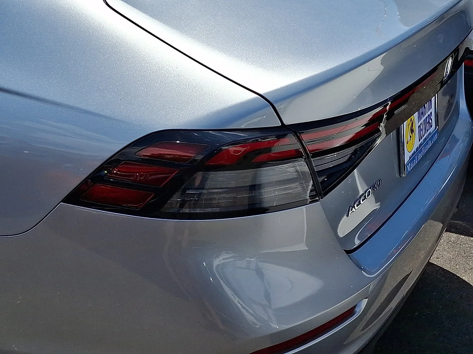 2025 Honda Accord LX - Photo 8