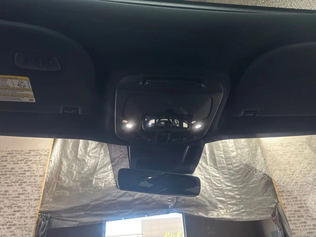 Used 2021 Infinite Black Lincoln Reserve image 23