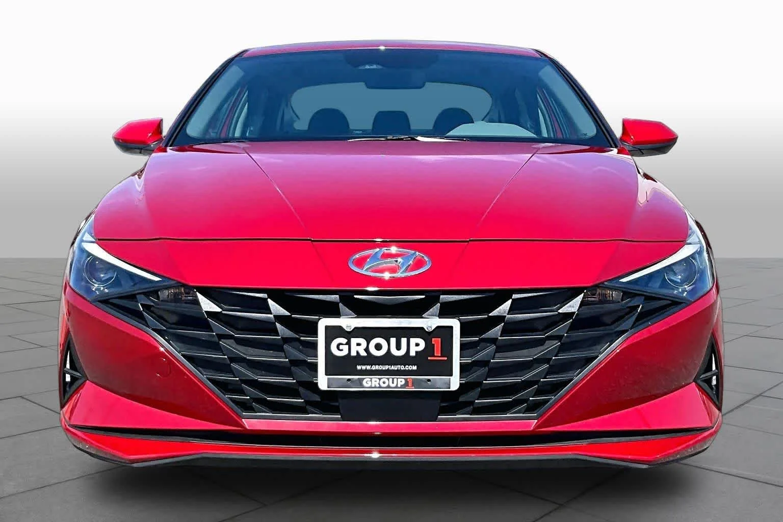 Used 2023 Scarlet Red Pearl Hyundai SEL image 4