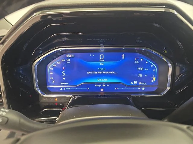 Used 2025 Summit White Chevrolet LT image 28