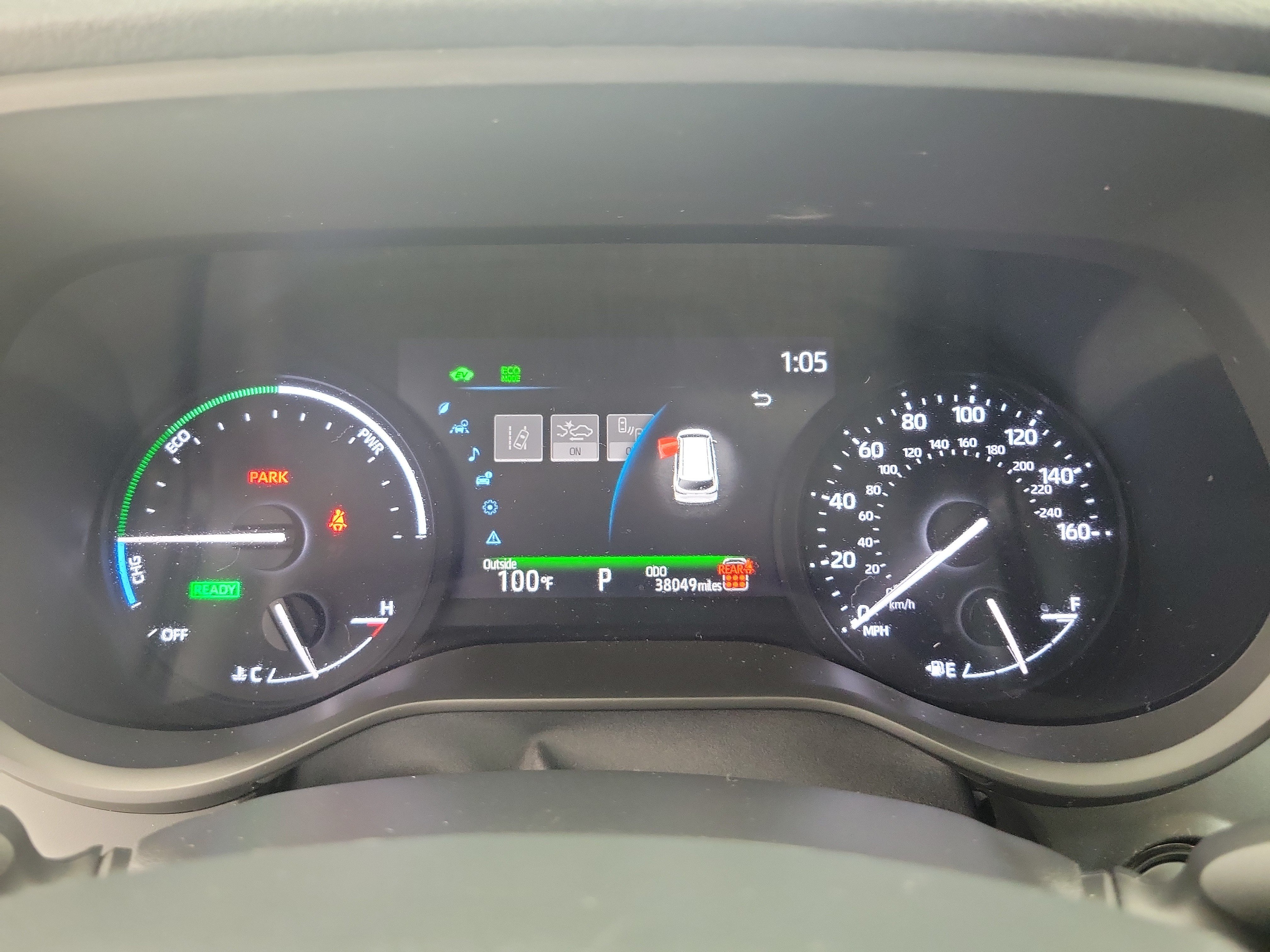 Used 2025 Wind Chill Pearl Toyota XLE image 27