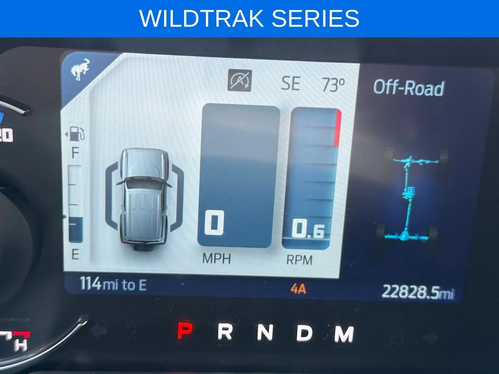 Used 2024 Gray Ford Wildtrak image 16