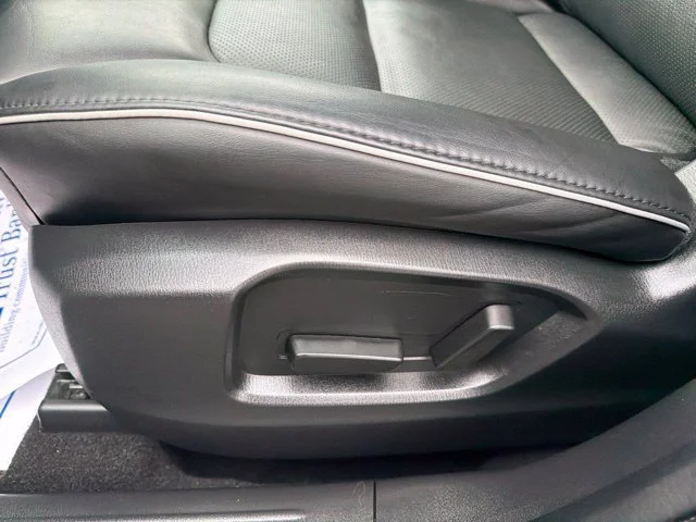 Used 2025 Gray Mazda 2.5 S Select Package image 27