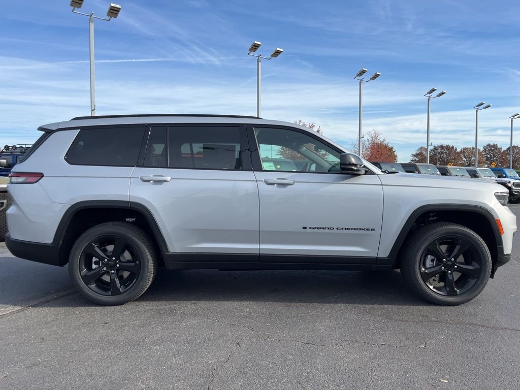 2025 Jeep Grand Cherokee L Altitude - Photo 46