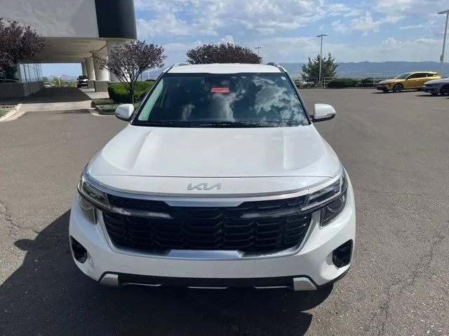 Certified Used 2024 Snow White Pearl Kia EX image 3
