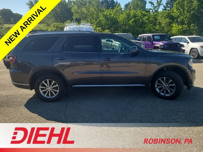 Used 2017 Gray Dodge SXT image 6