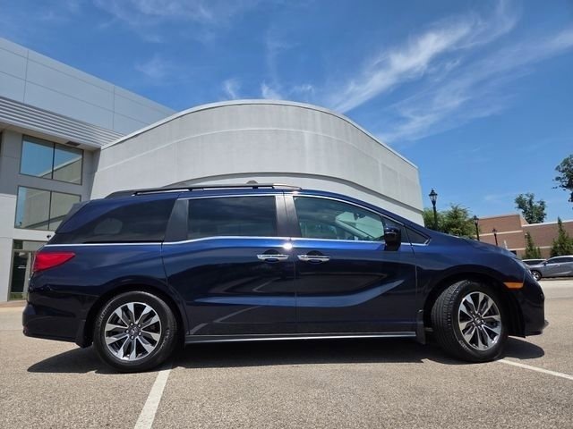 Used 2023 Obsidian Blue Pearl Honda EX-L image 25