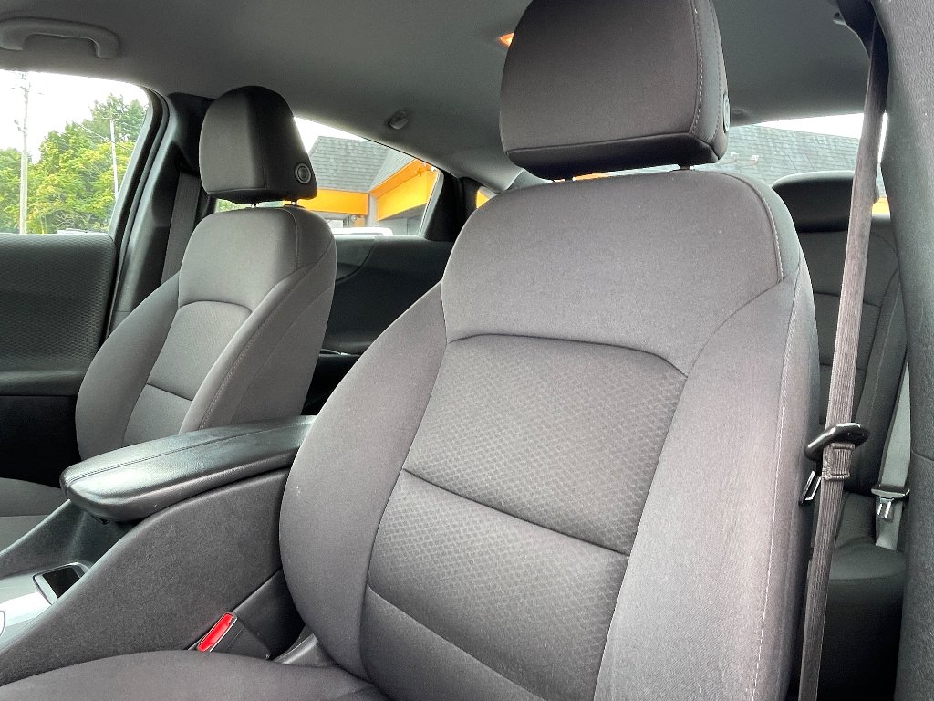 Used 2023 Mosaic Black Metallic Chevrolet LT image 12