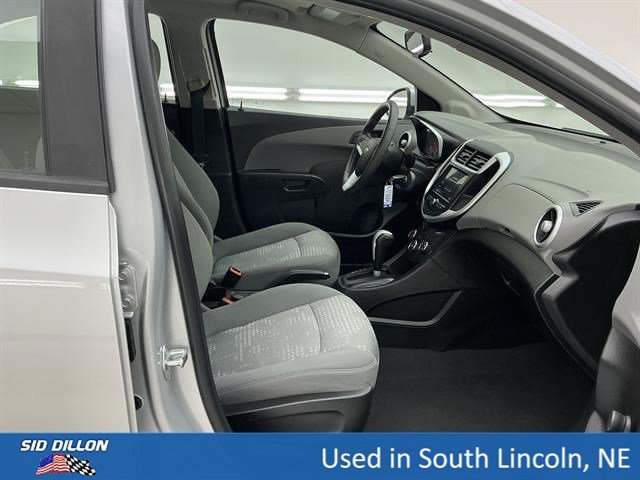 Used 2018 Silver Ice Metallic Chevrolet LS image 25