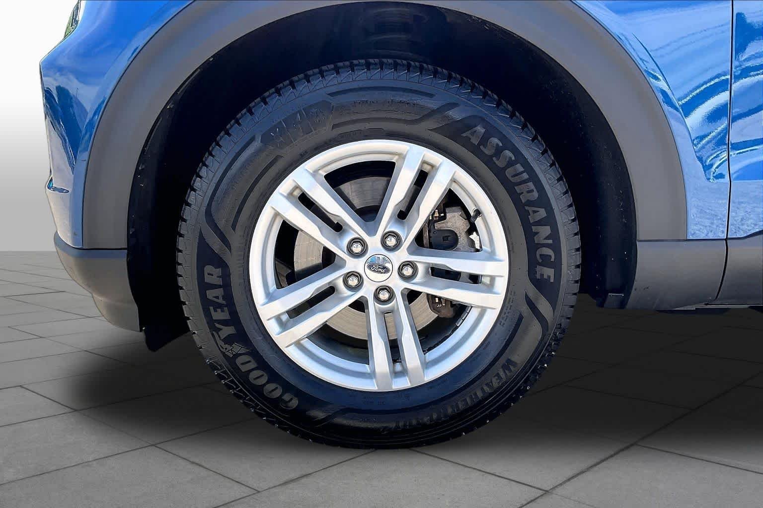 Used 2021 Atlas Blue Metallic Ford XLT image 11