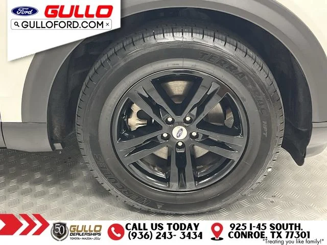 Certified Used 2020 White Metallic Ford XLT image 30