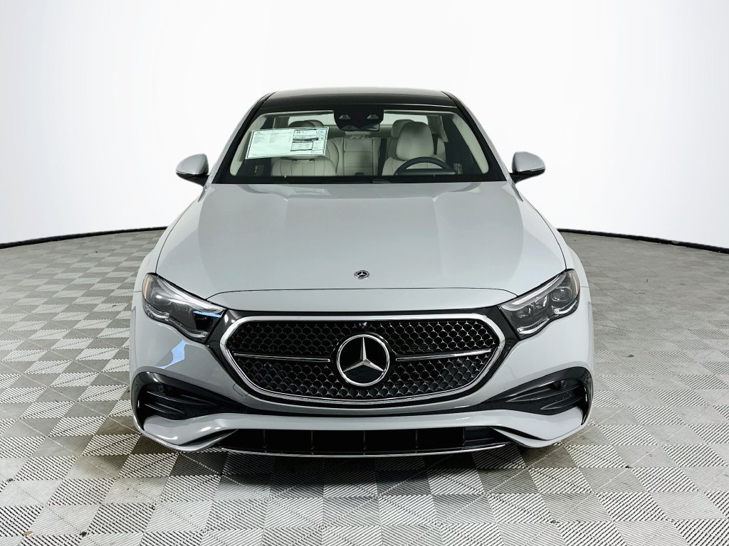 New 2027 MANUFAKTUR Alpine Grey Mercedes-Benz E 450 image 2