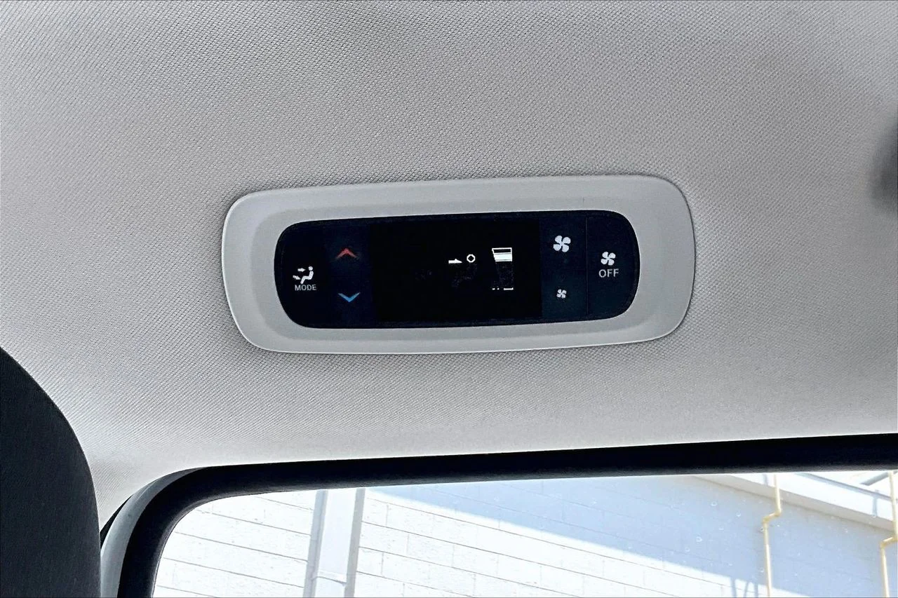Used 2023 White Chrysler LX image 14