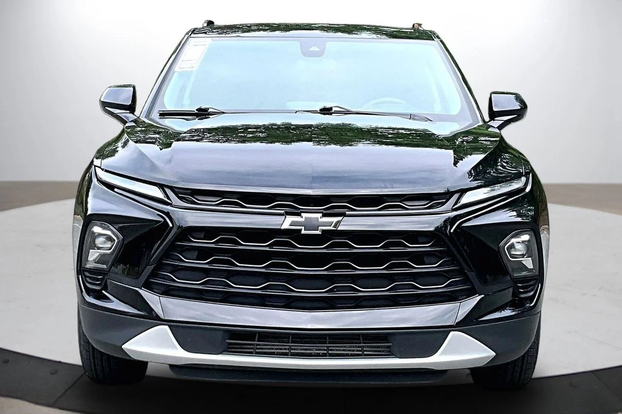 Certified Used 2023 Black Chevrolet LT image 3