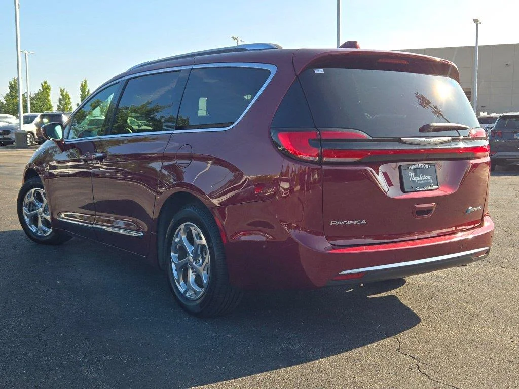 Used 2021 Velvet Red Pearlcoat Chrysler Hybrid Limited image 13