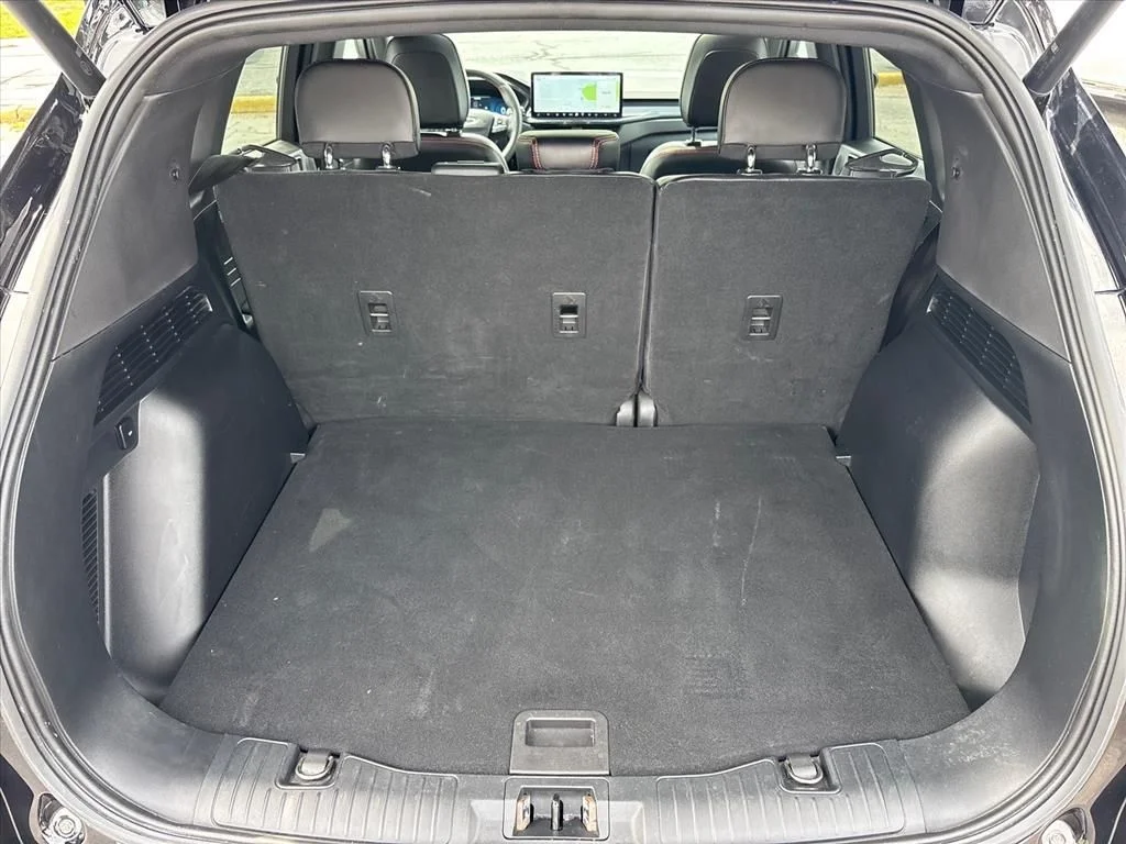 Used 2023 Black Ford ST-Line Elite image 7