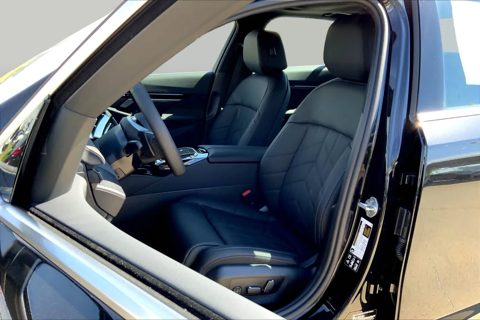 2026 BMW 5 Series 530i - Photo 9