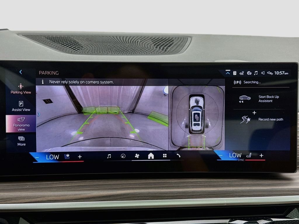 New 2027 White Metallic BMW xDrive40i image 15