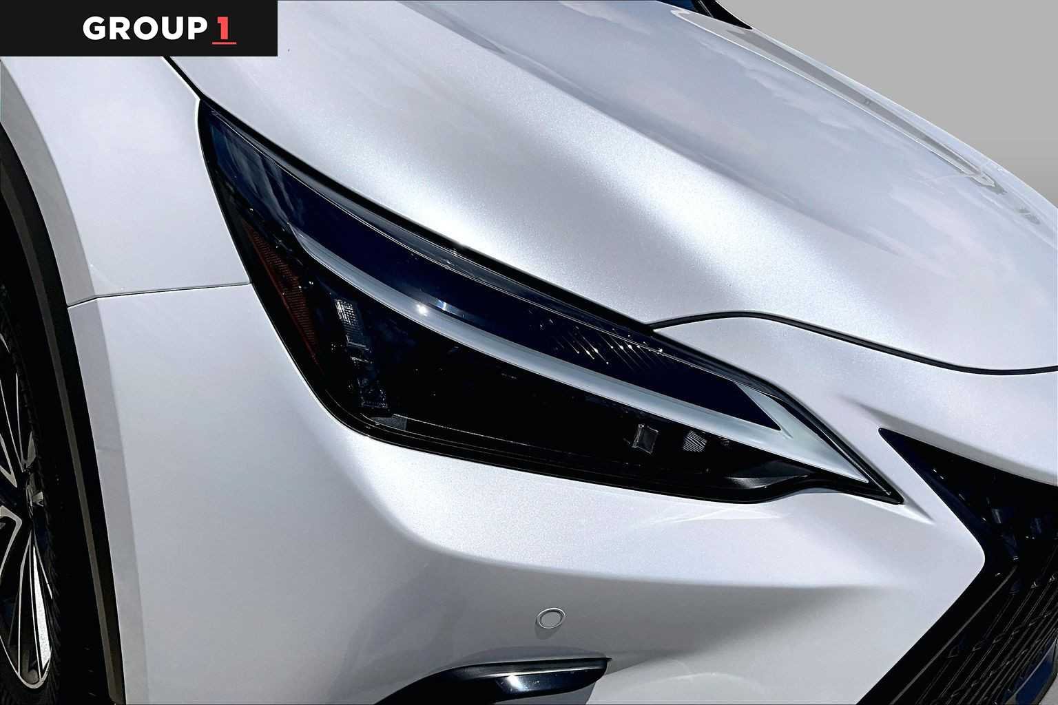 Certified Used 2025 Eminent White Pearl Lexus  image 26