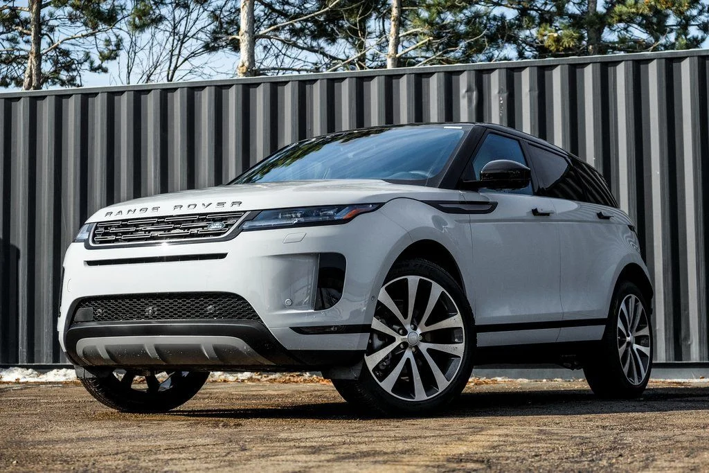 2026 Land Rover Range Rover Evoque S's photo