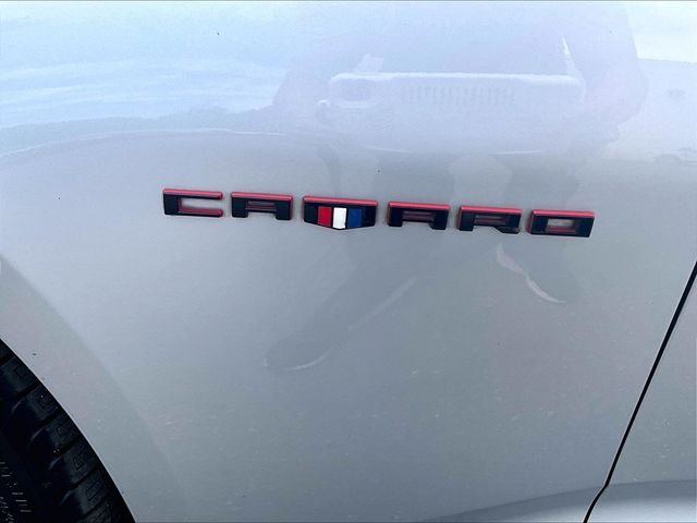 Used 2018 Silver Chevrolet SS image 8